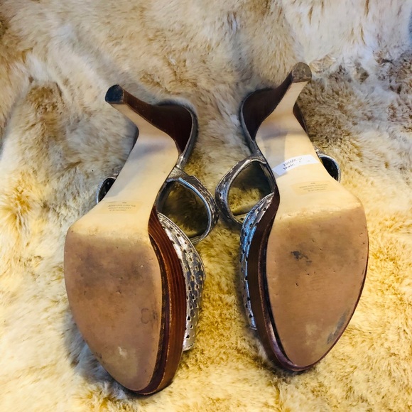 Guess Platform Silver Leather Heels Sz 9 - Picture 5 of 5